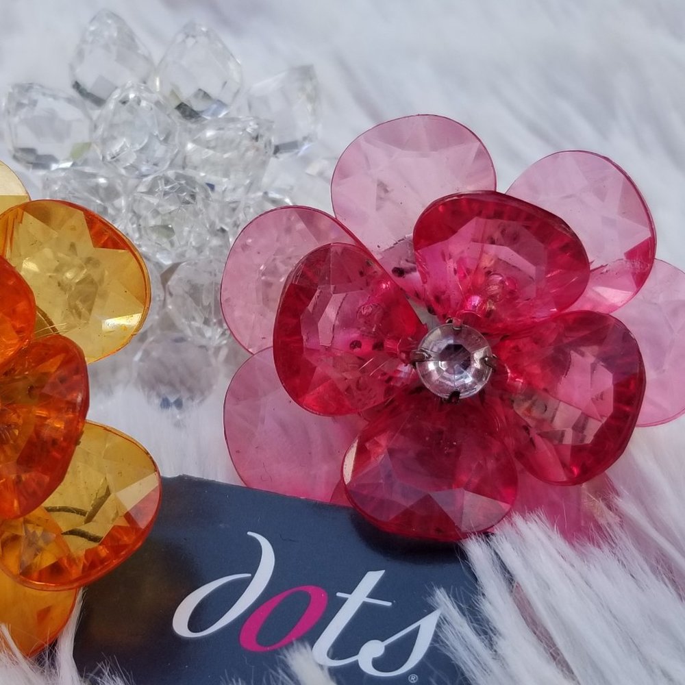 3 Flower Fashion Rings - Picture 4 of 9